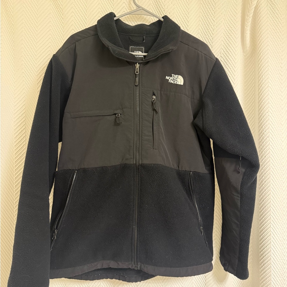The North Face Men's Dual-Tone Black Performance Jacket